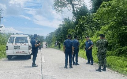 Dela Rosa denies issuing orders to kill Leyte drug suspects.